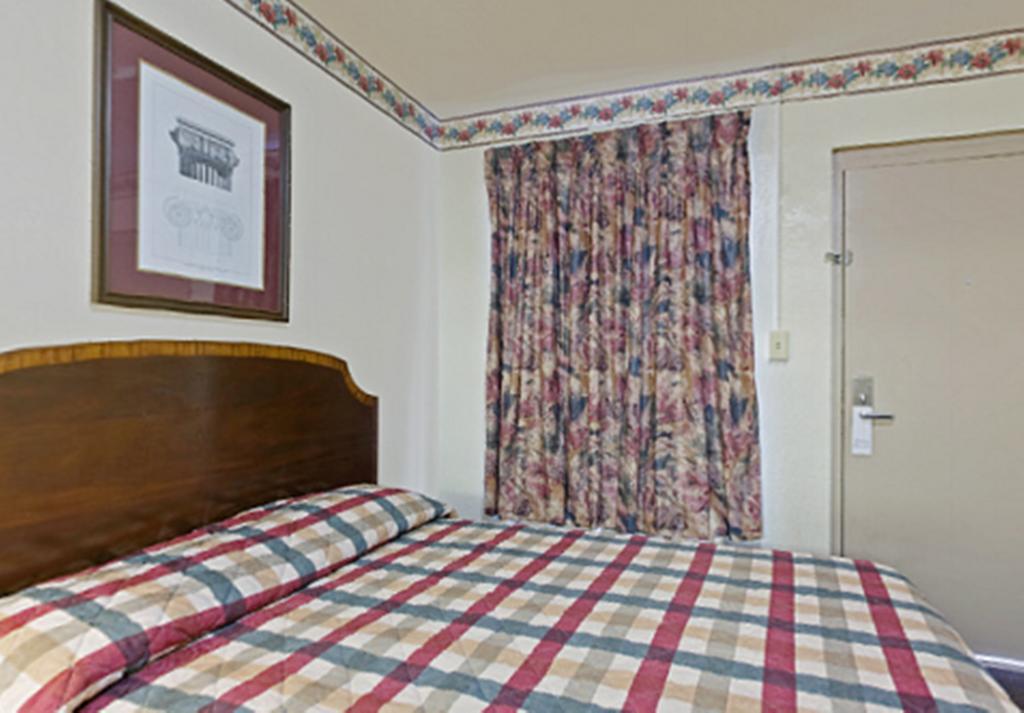 Value Inn Knoxville Exterior foto